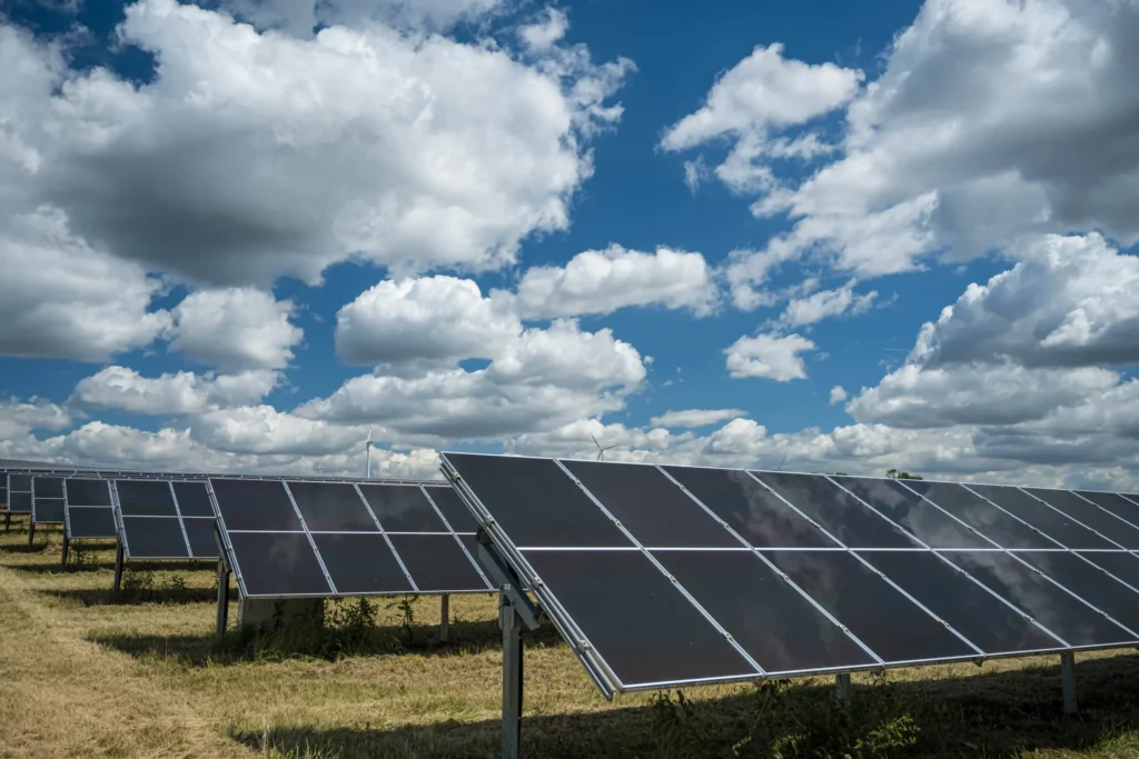 commercial rooftop solar solutions